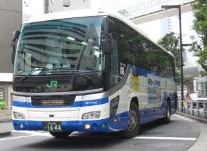 バスに慣れるとアホくさくて電車なんか乗ってられない