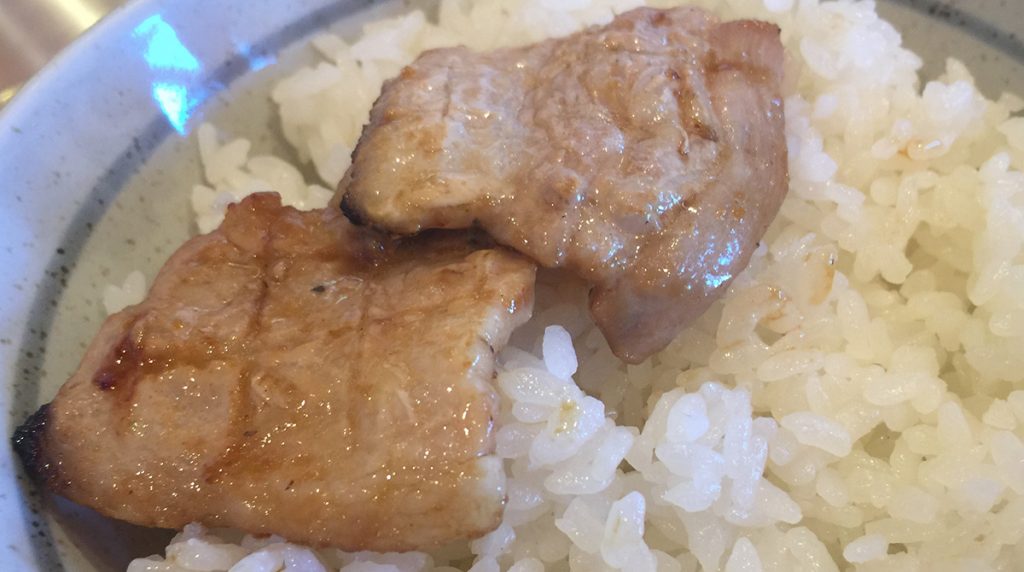 これ全部で700円税込だと！？「溶岩石焼肉だん平」のコスパと満足度が最高すぎる